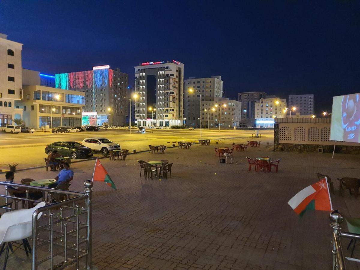 City Hotel Салалах Екстериор снимка